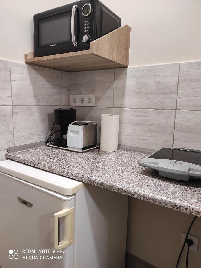 Desi Apartman Kaposvár Eksteriør billede